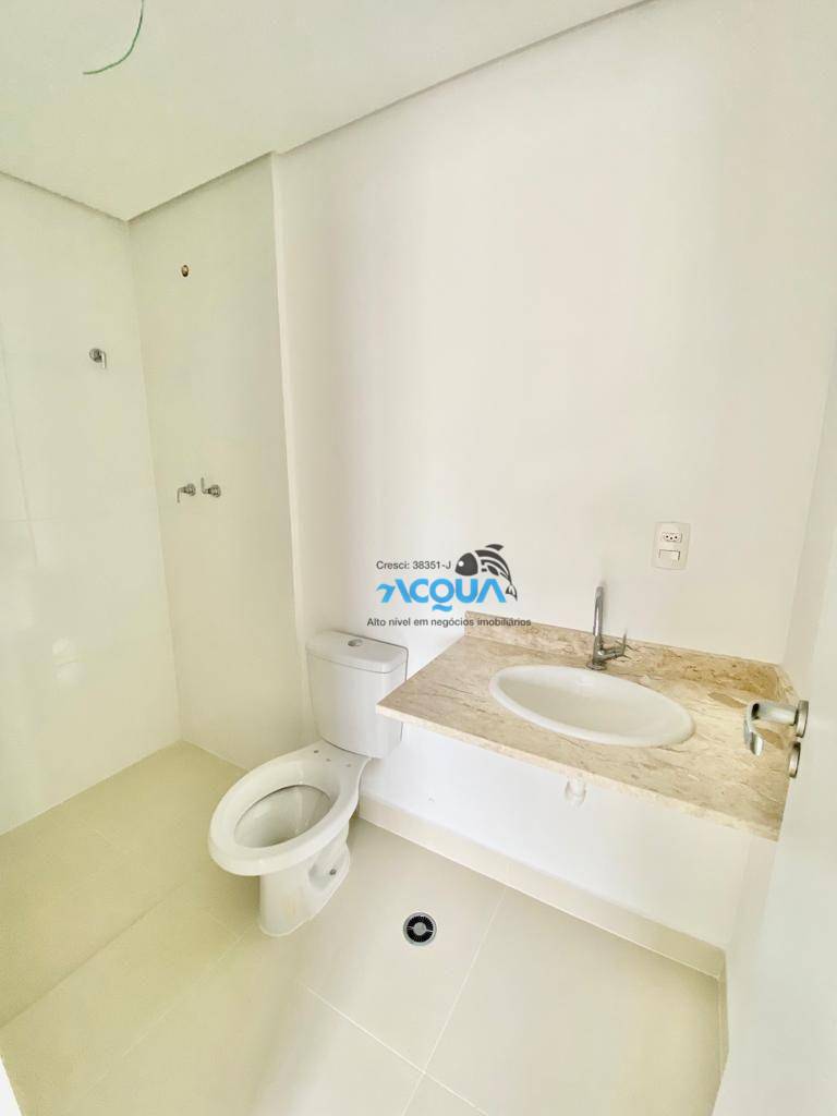 Apartamento à venda com 2 quartos, 70m² - Foto 6