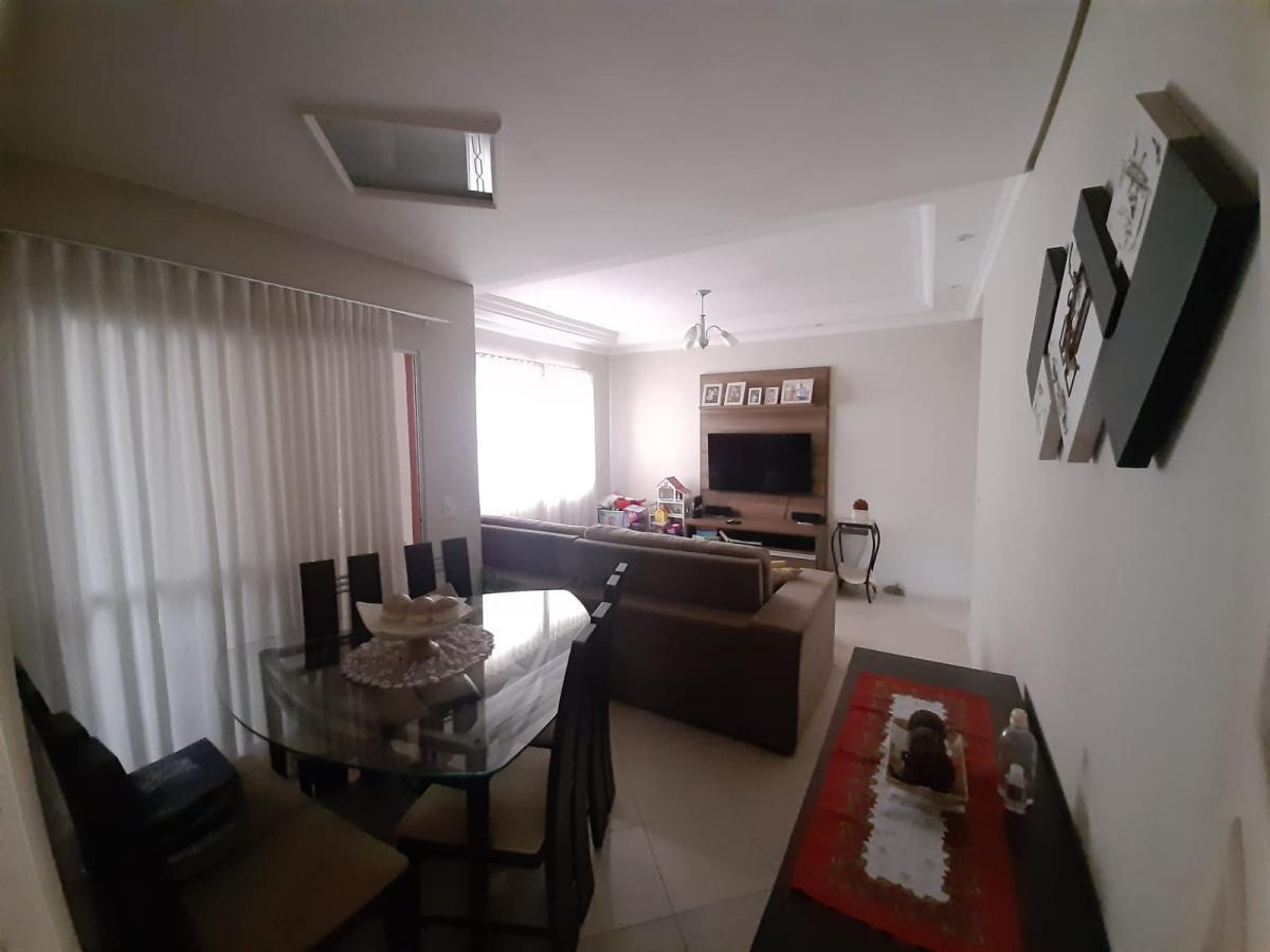 Apartamento à venda com 2 quartos, 60m² - Foto 7