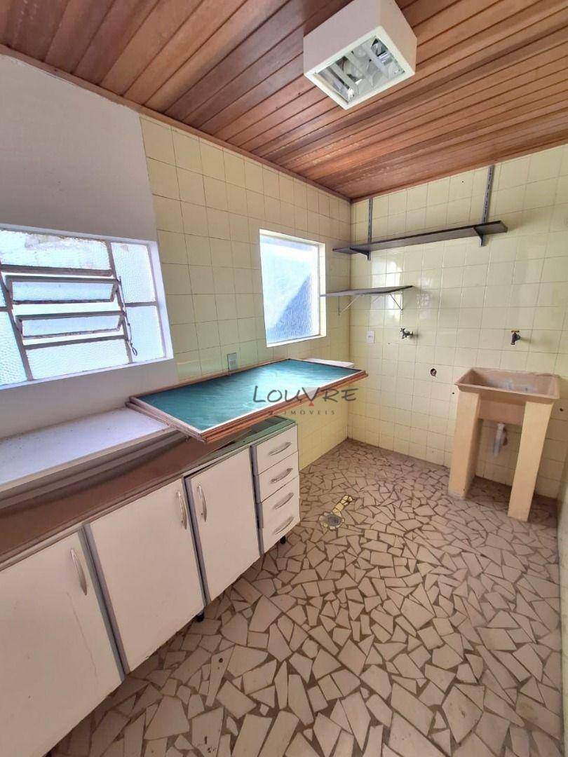 Casa para alugar com 2 quartos, 156m² - Foto 18