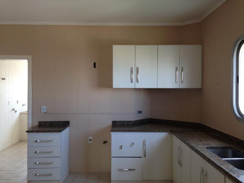 Apartamento à venda com 5 quartos, 230m² - Foto 1