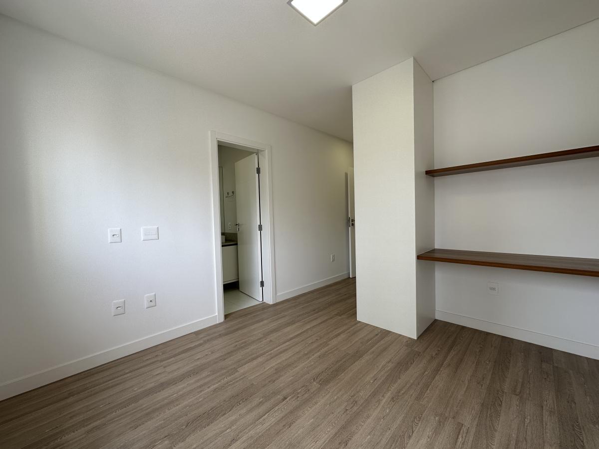 Apartamento à venda com 4 quartos, 165m² - Foto 27