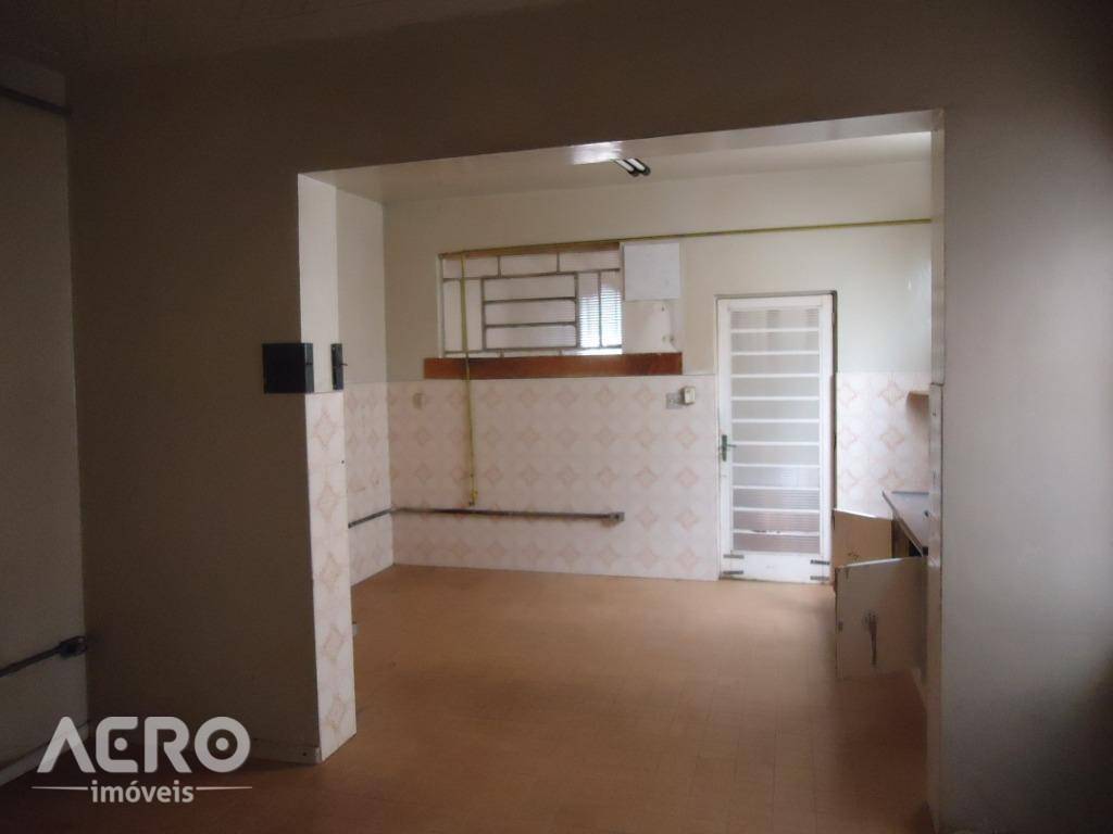 Casa à venda com 7 quartos, 350m² - Foto 10