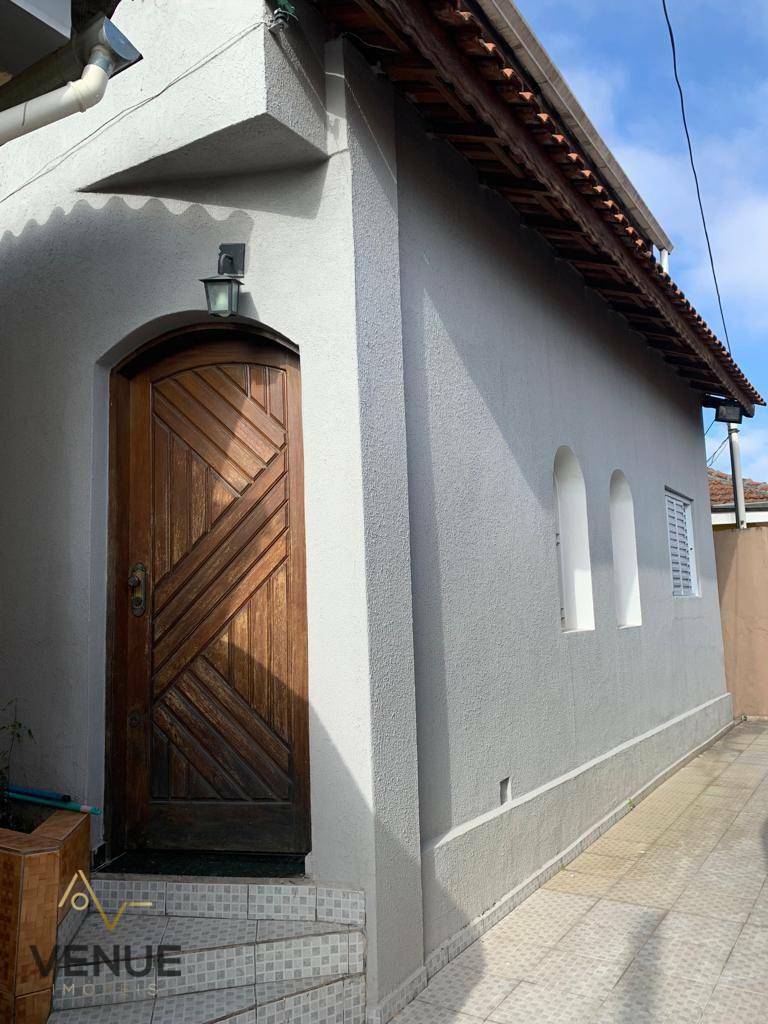 Casa à venda com 2 quartos, 50m² - Foto 1