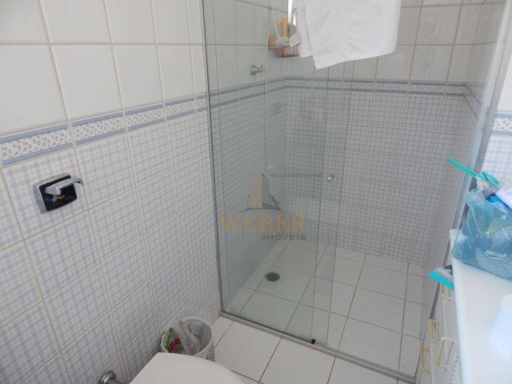 Casa de Condomínio à venda com 4 quartos, 460m² - Foto 18