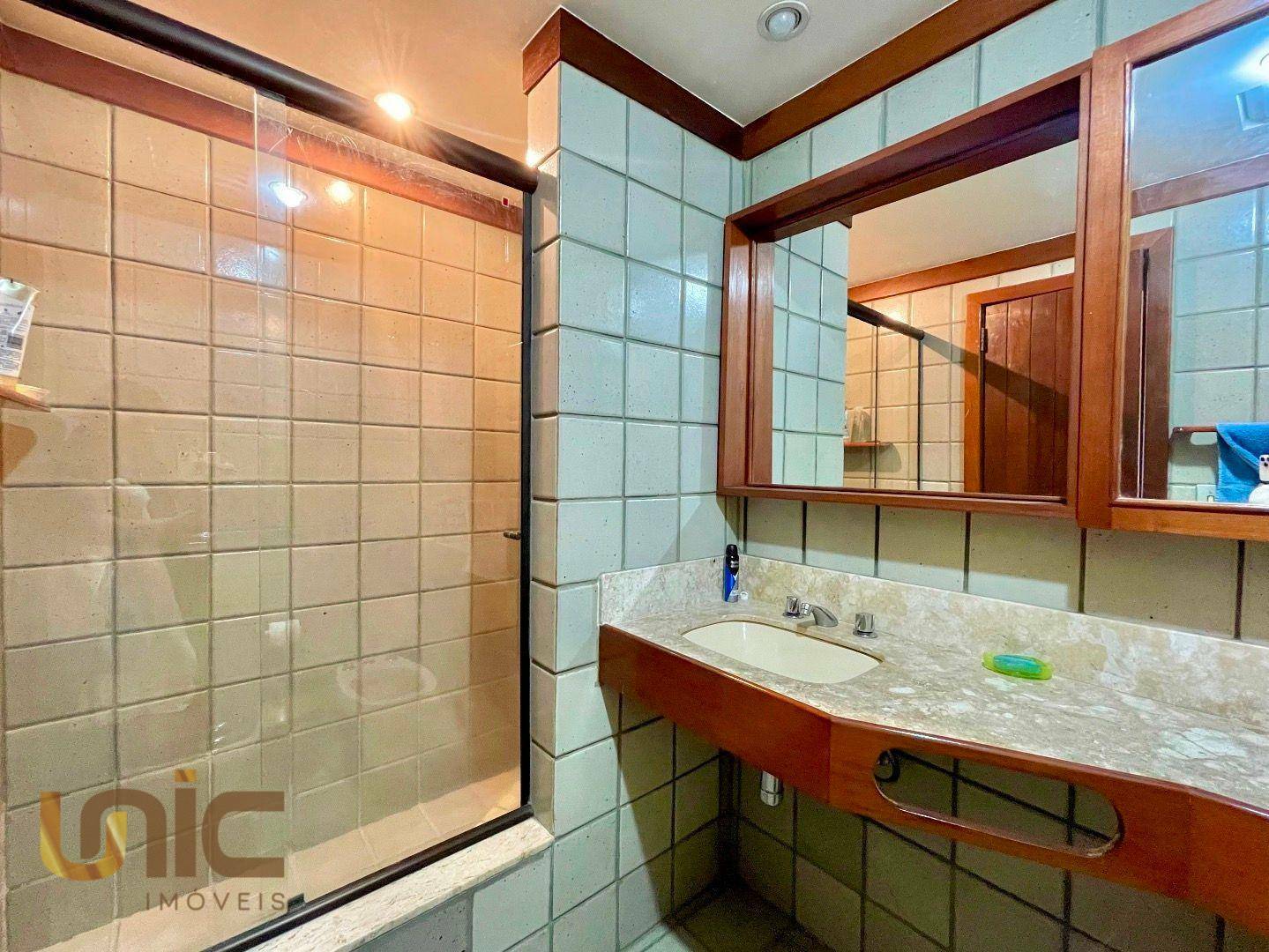 Casa de Condomínio à venda com 6 quartos, 212m² - Foto 22