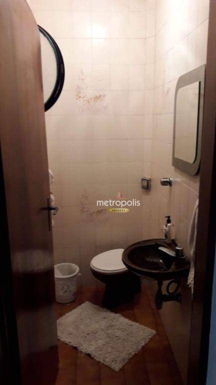 Sobrado à venda com 3 quartos, 250m² - Foto 13