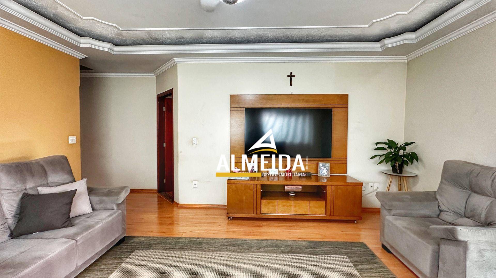 Casa, 3 quartos, 257 m² - Foto 2