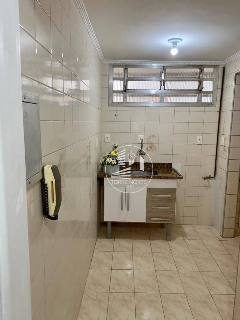 Apartamento à venda com 2 quartos, 50m² - Foto 18