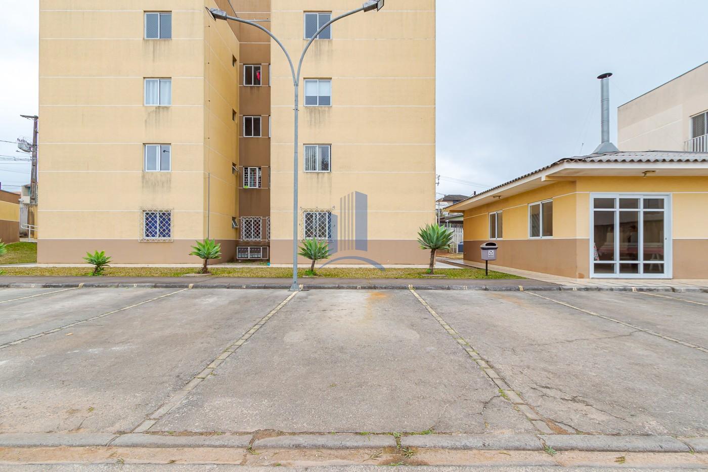 Apartamento à venda com 2 quartos, 45m² - Foto 3