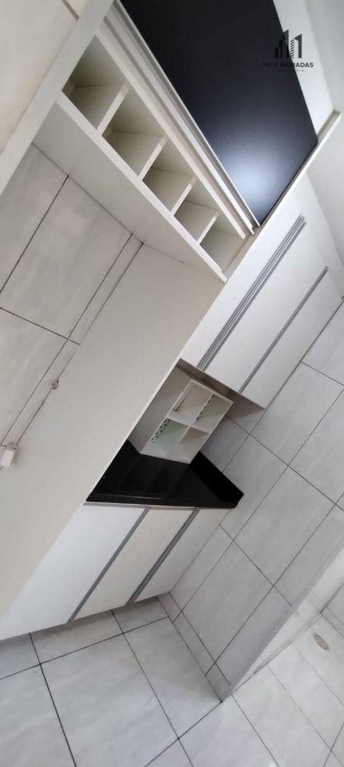 Apartamento à venda com 3 quartos, 48m² - Foto 10