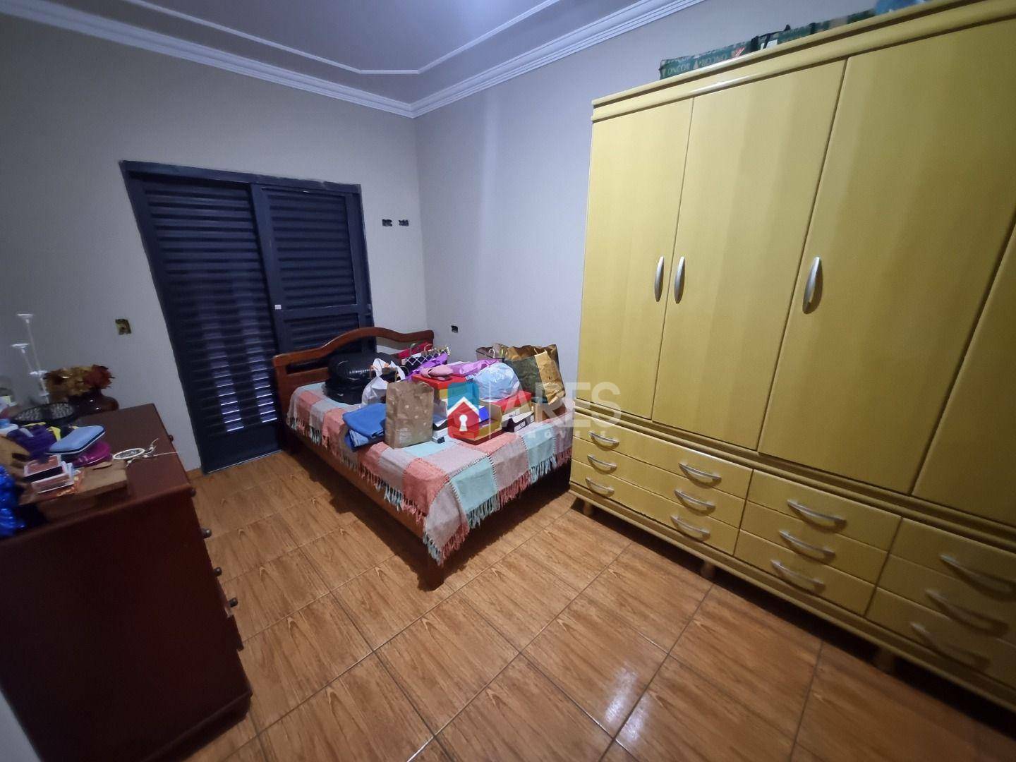 Casa à venda com 4 quartos, 135m² - Foto 13