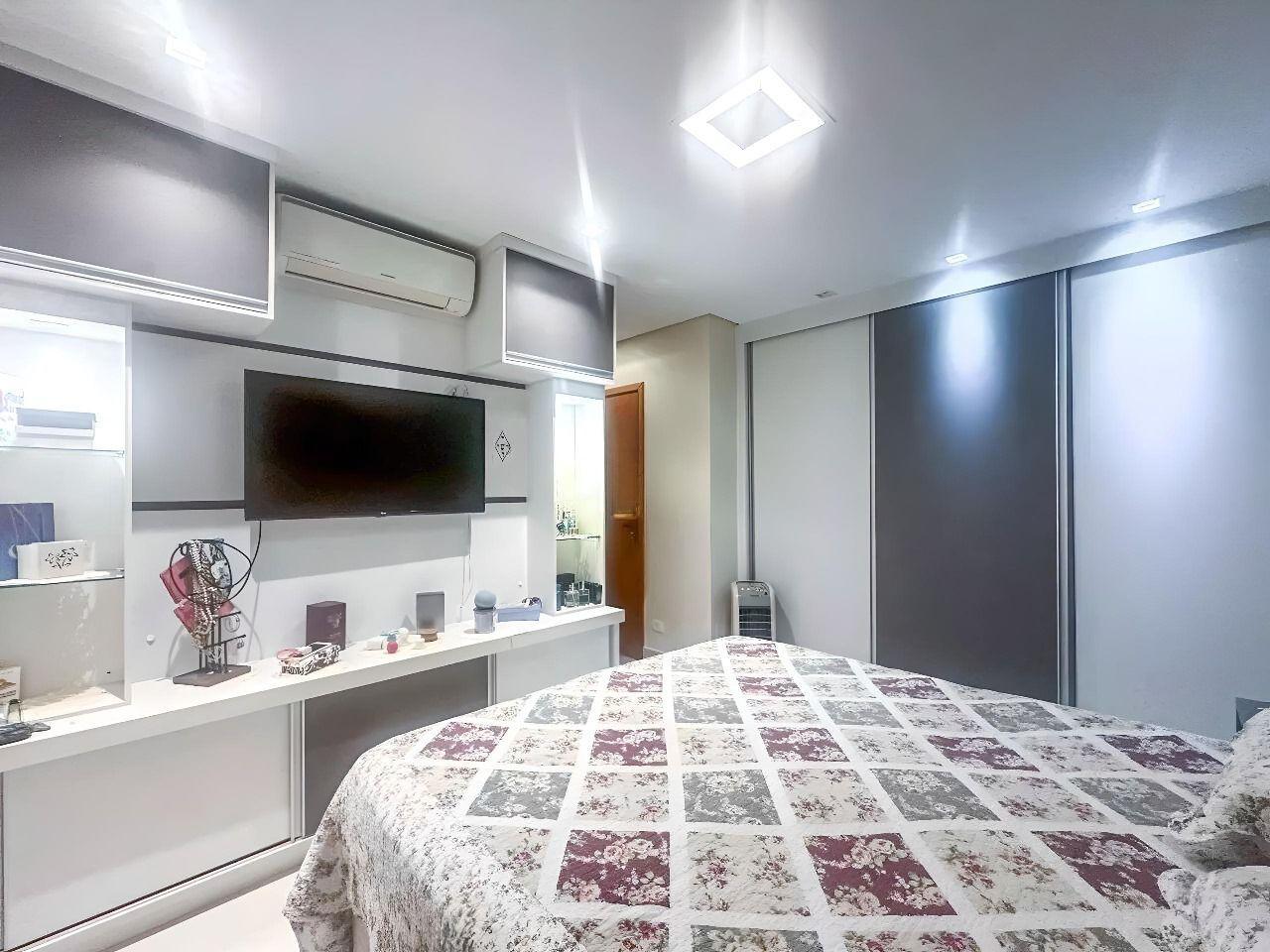 Apartamento à venda com 3 quartos, 111m² - Foto 19