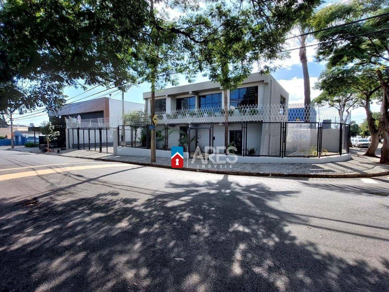 Casa para alugar, 390m² - Foto 1