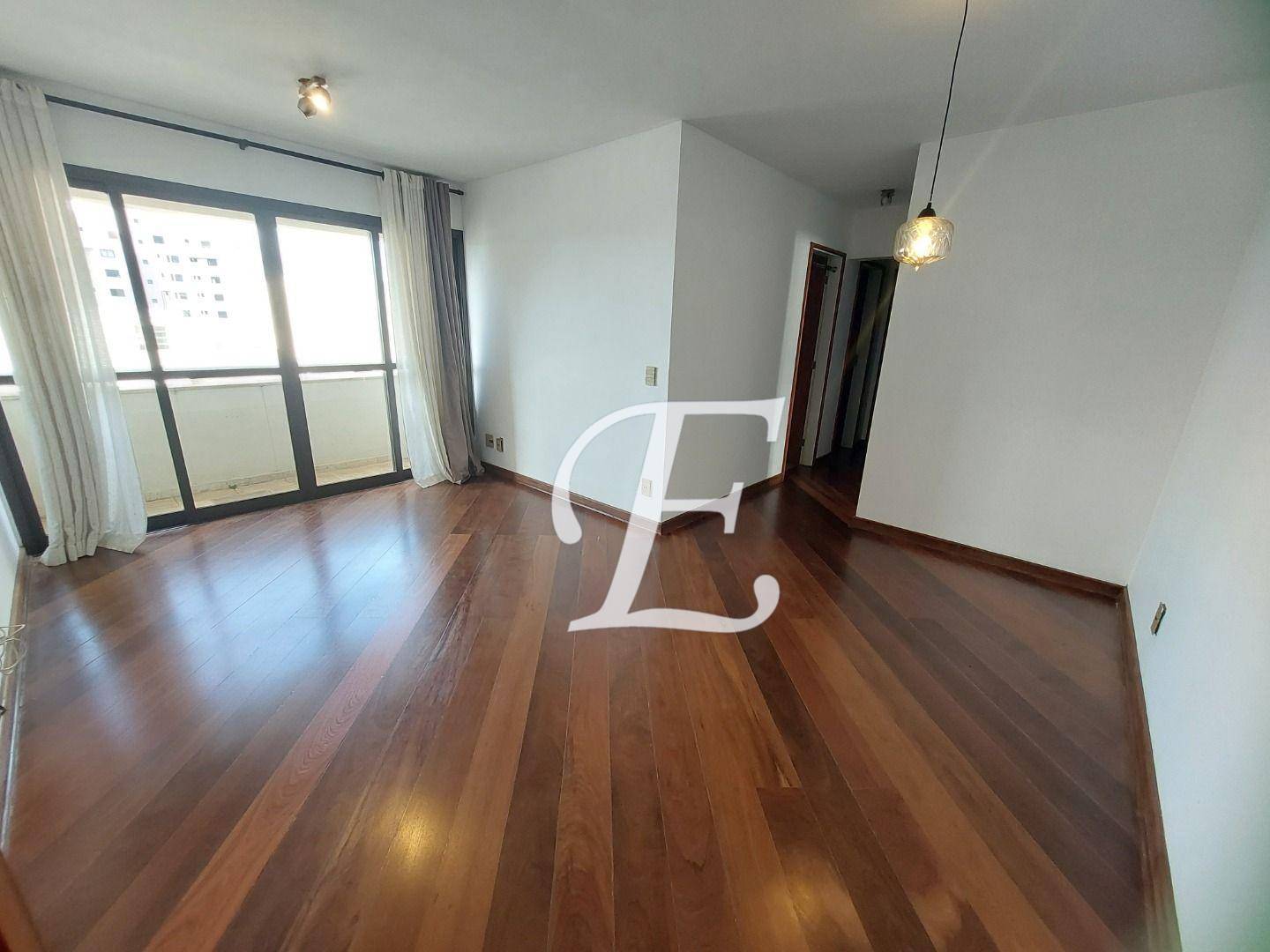 Apartamento à venda com 3 quartos, 90m² - Foto 1