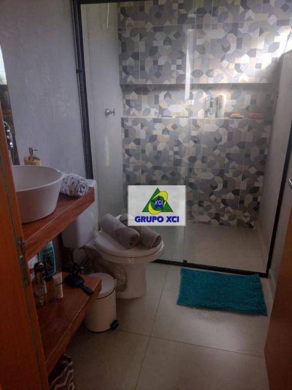 Casa de Condomínio à venda com 4 quartos, 250m² - Foto 14