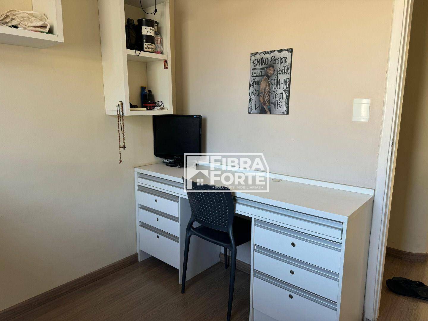 Apartamento à venda com 3 quartos, 74m² - Foto 9