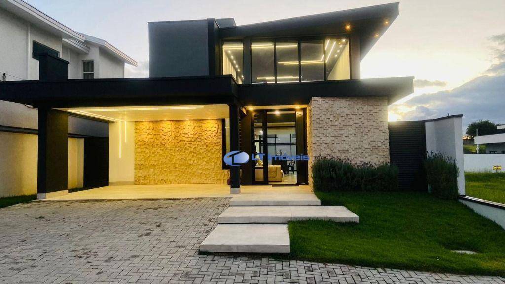 Sobrado, 3 quartos, 193 m² - Foto 1