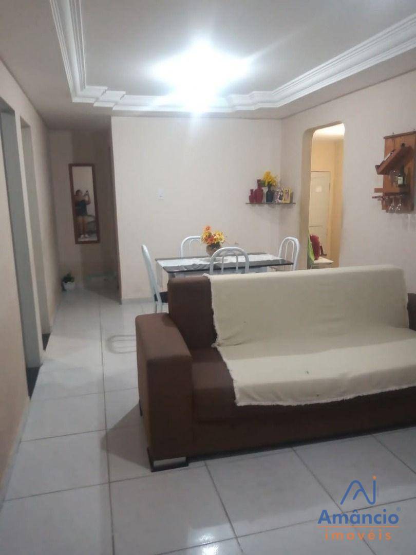 Casa à venda com 2 quartos, 29m² - Foto 5