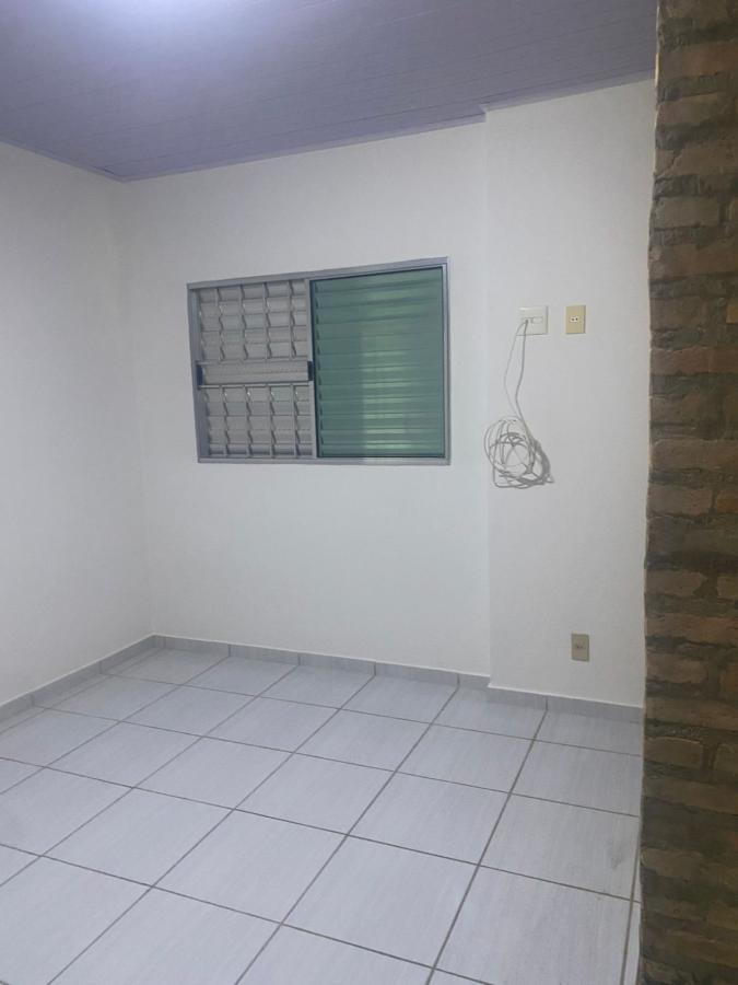 Casa para alugar com 1 quarto, 50m² - Foto 11