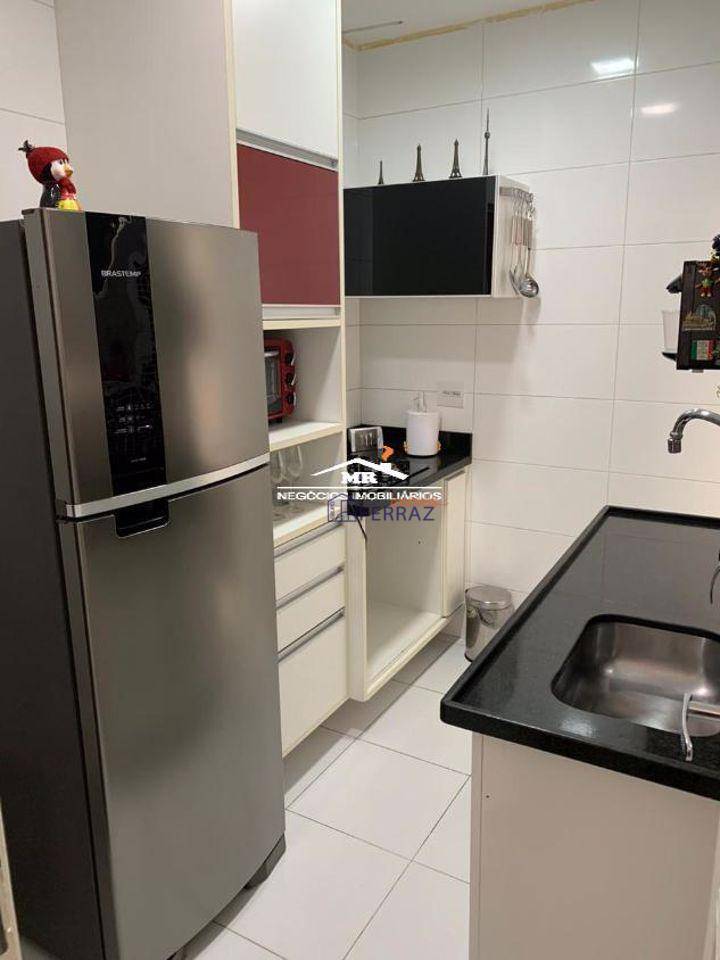 Apartamento à venda com 2 quartos, 70m² - Foto 10