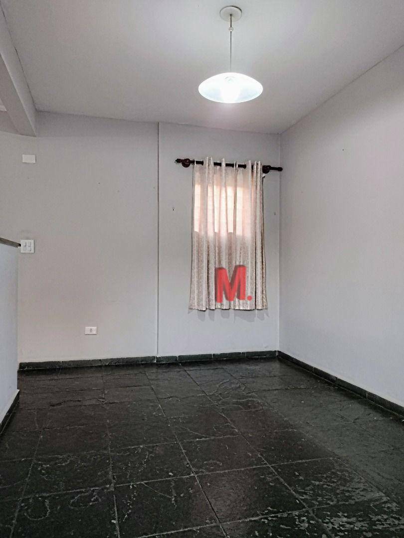 Casa à venda com 5 quartos, 224m² - Foto 10