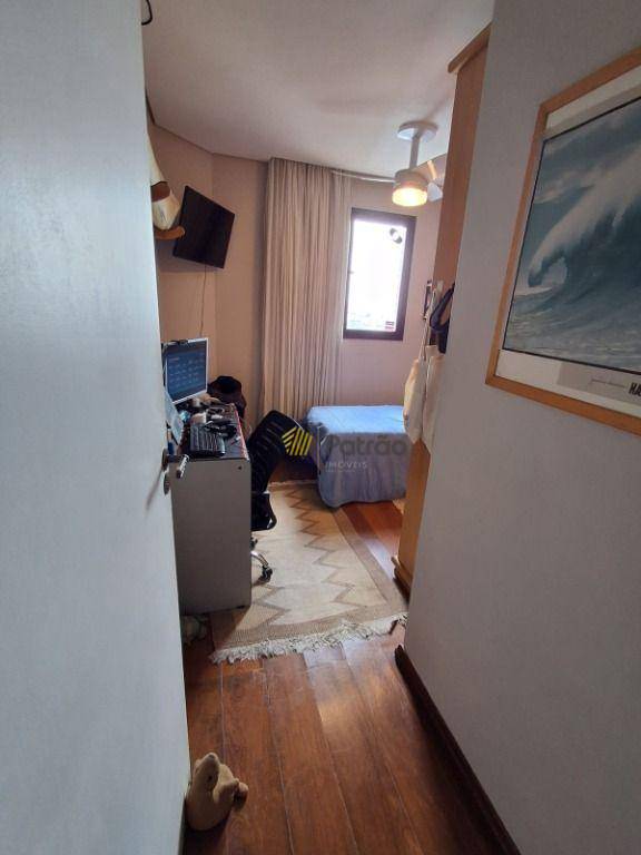 Cobertura à venda com 3 quartos, 200m² - Foto 16