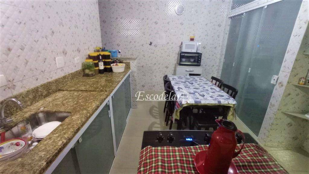 Sobrado à venda com 3 quartos, 200m² - Foto 3