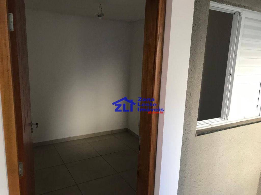 Apartamento para alugar com 2 quartos, 40m² - Foto 8