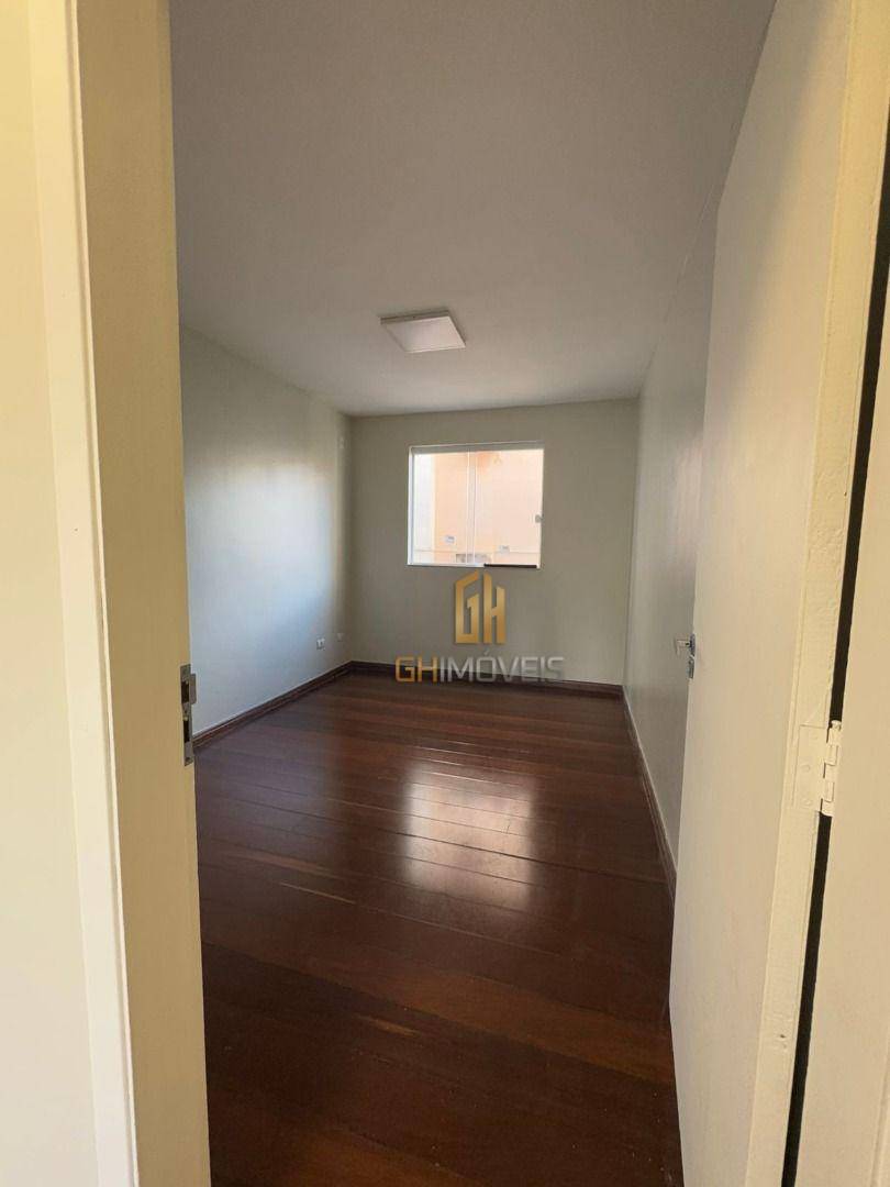 Apartamento à venda com 3 quartos, 95m² - Foto 10