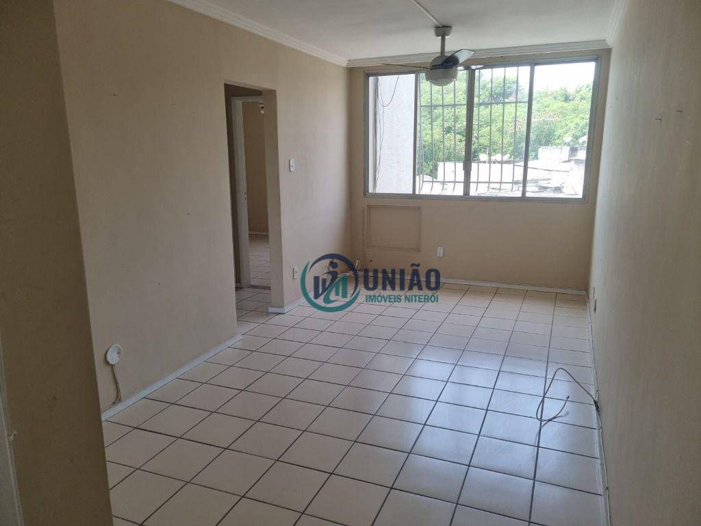 Apartamento à venda com 2 quartos, 76m² - Foto 1