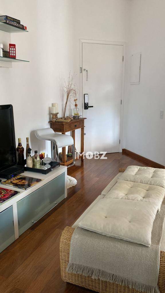 Apartamento à venda com 1 quarto, 50m² - Foto 6