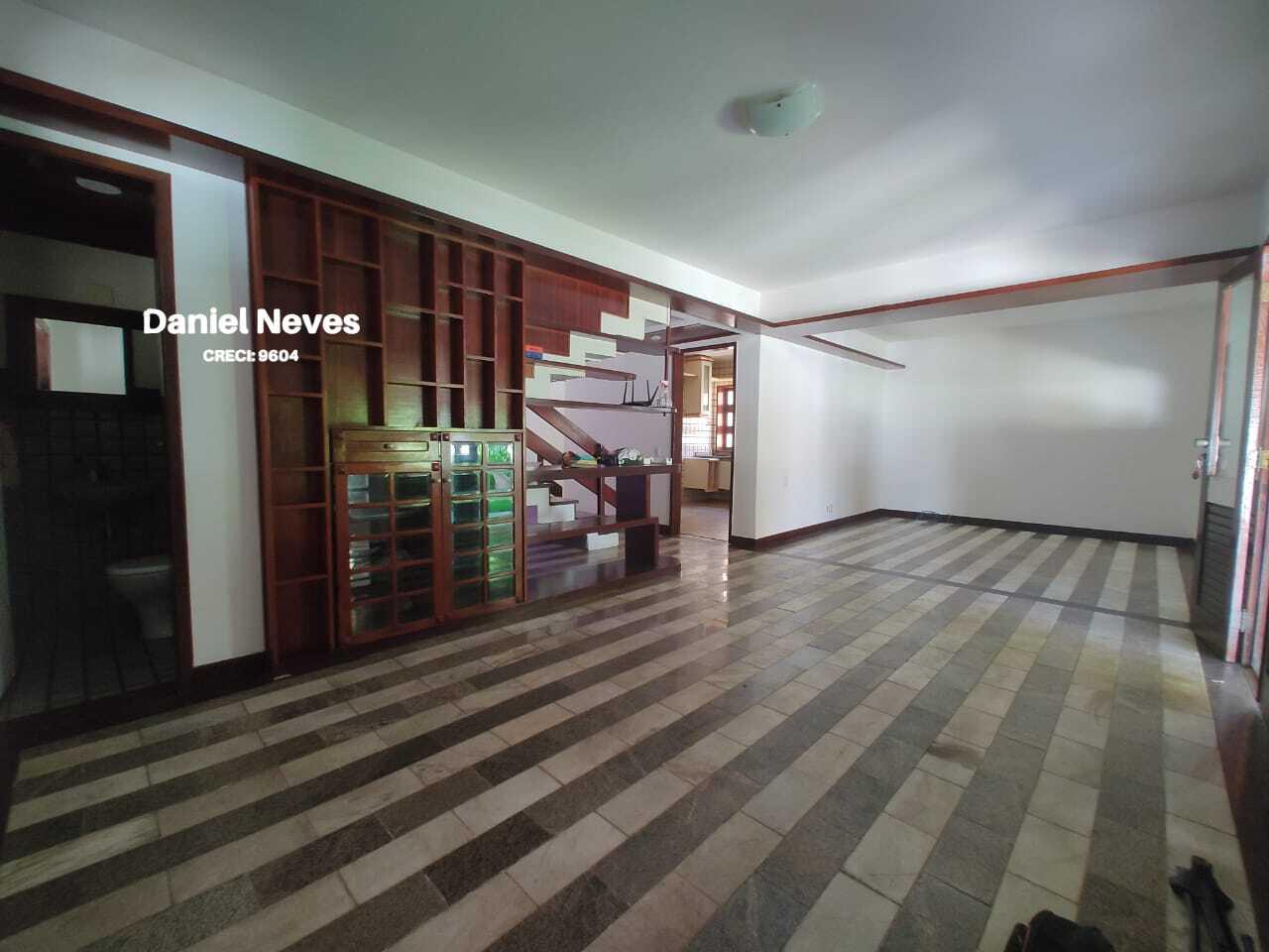 Casa à venda com 4 quartos, 250m² - Foto 11