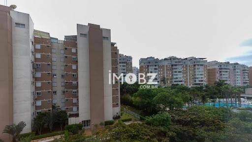 Apartamento à venda com 3 quartos, 146m² - Foto 35