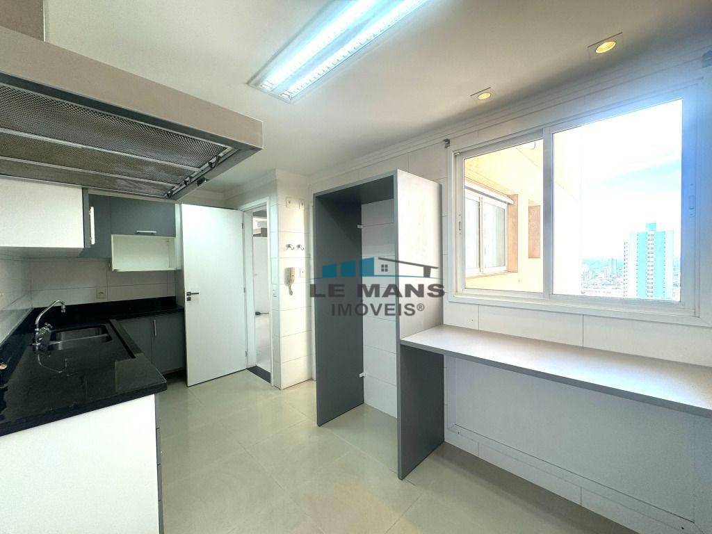 Apartamento à venda com 3 quartos, 140m² - Foto 24