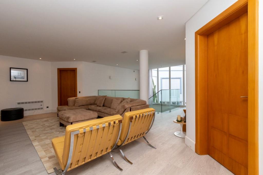 Casa à venda com 5 quartos, 621m² - Foto 16