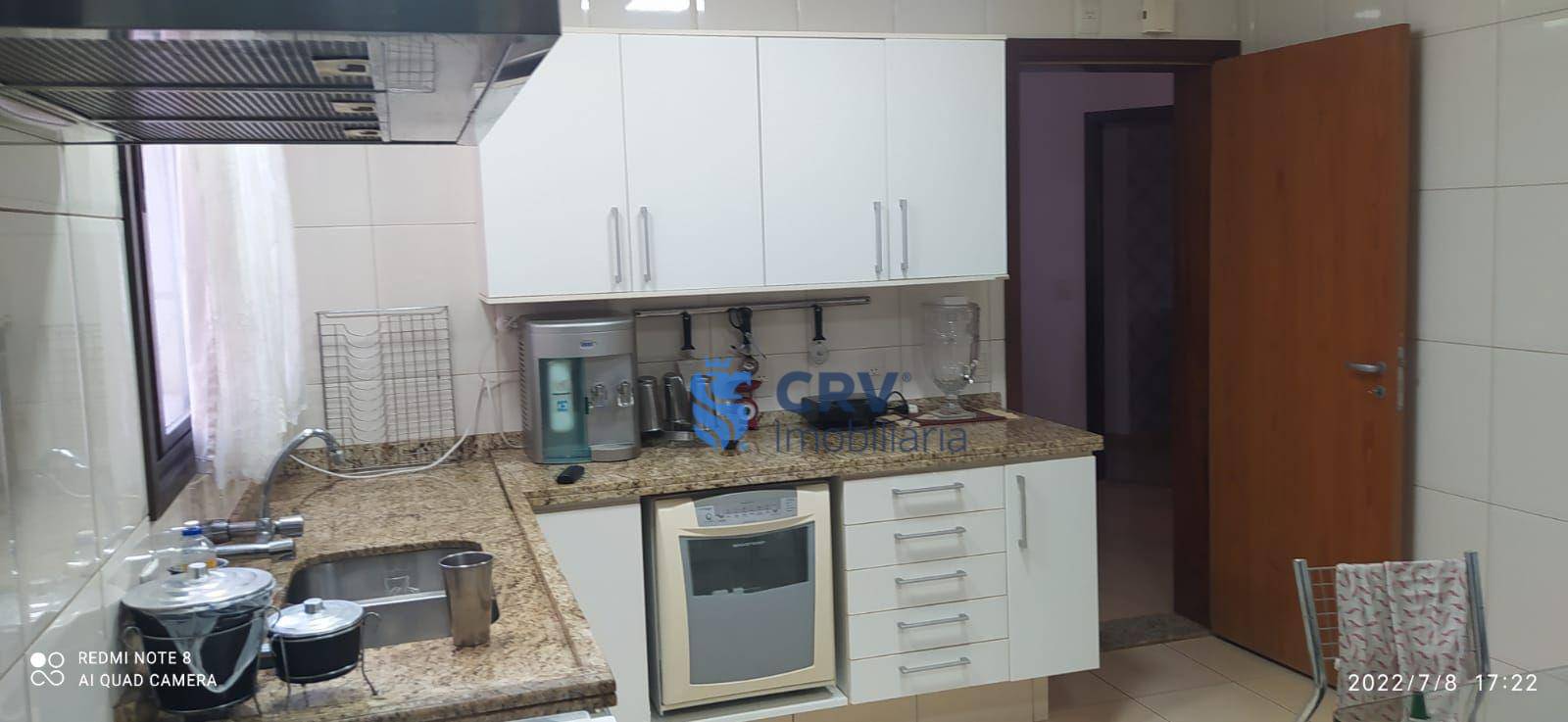 Apartamento à venda com 3 quartos, 217m² - Foto 6