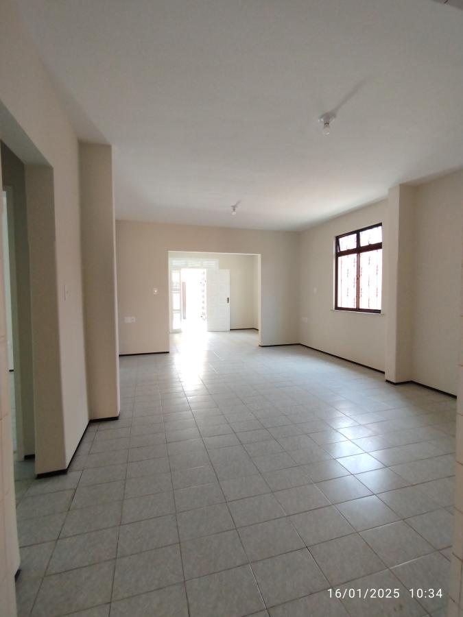 Casa para alugar com 4 quartos, 192m² - Foto 14