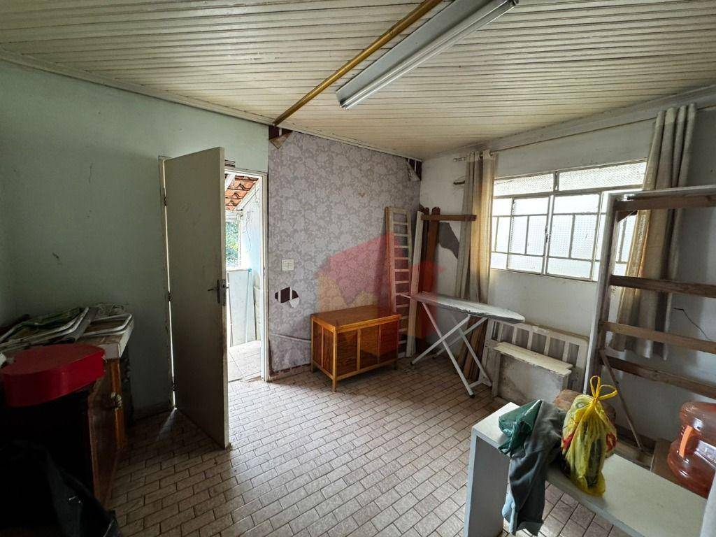 Casa, 3 quartos, 210 m² - Foto 4
