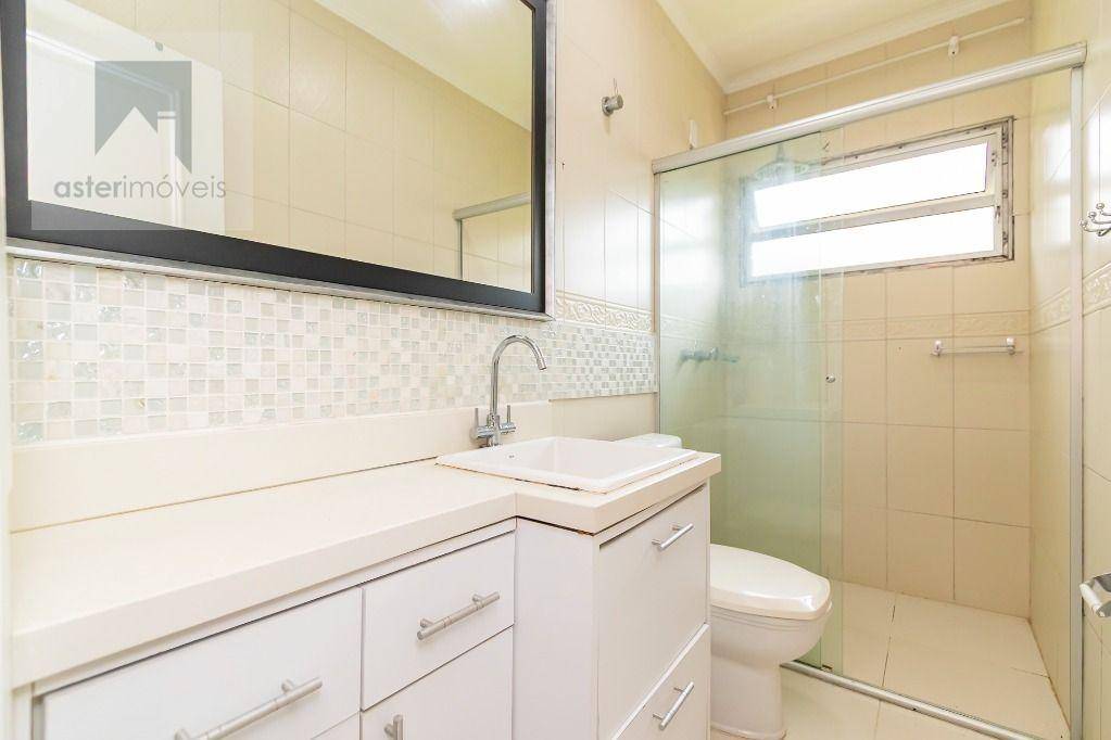 Casa para alugar com 4 quartos, 285m² - Foto 39