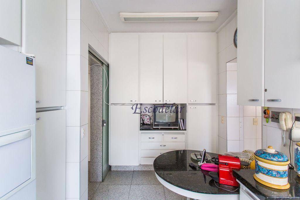 Apartamento à venda com 4 quartos, 276m² - Foto 41