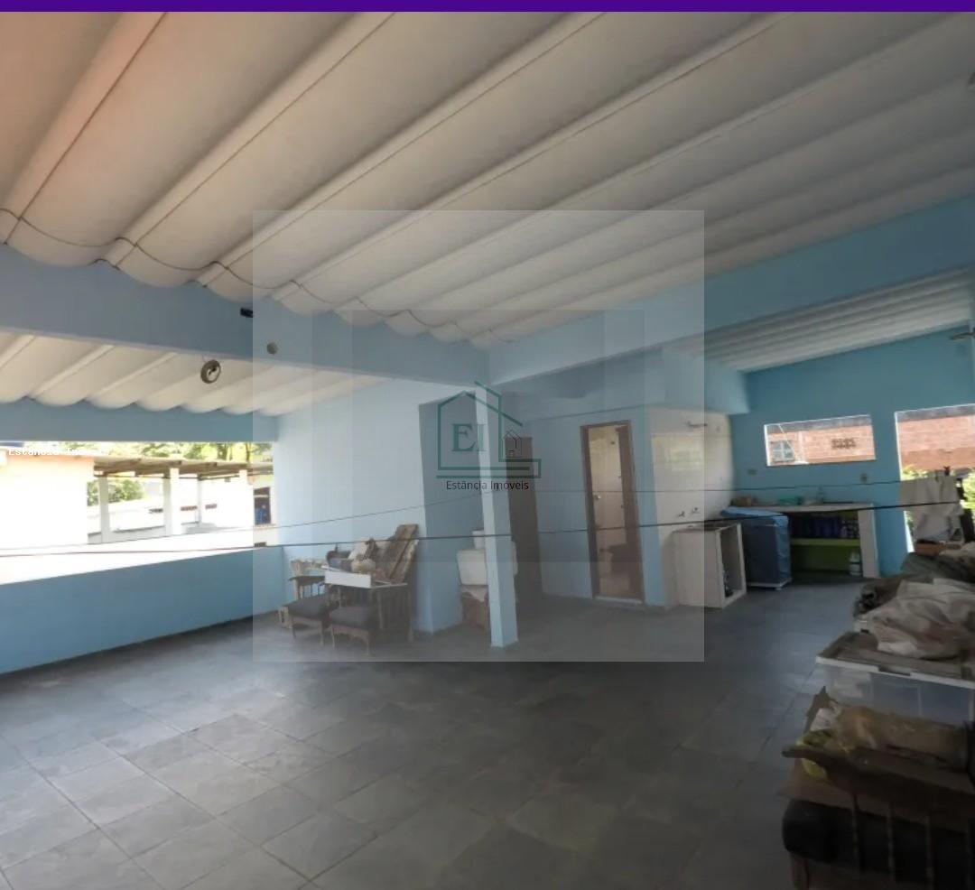 Casa à venda com 5 quartos, 300m² - Foto 12