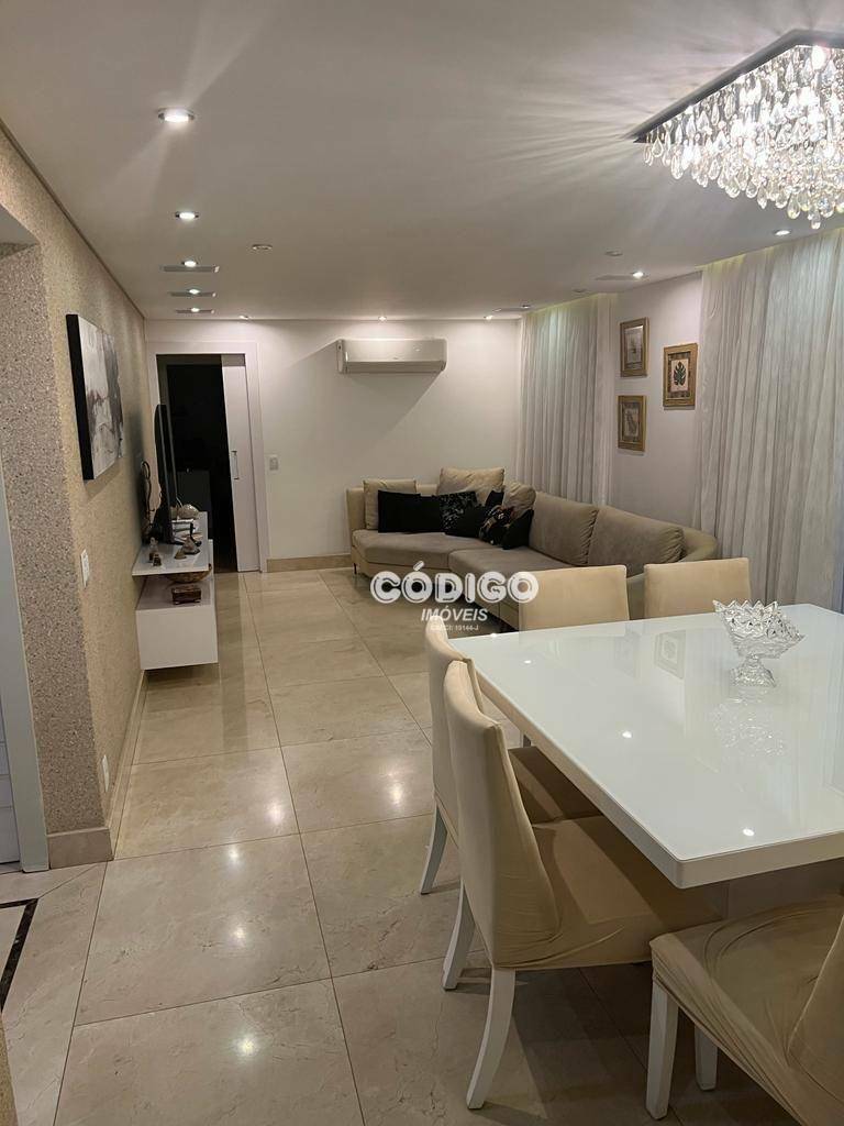 Apartamento à venda com 3 quartos, 134m² - Foto 1