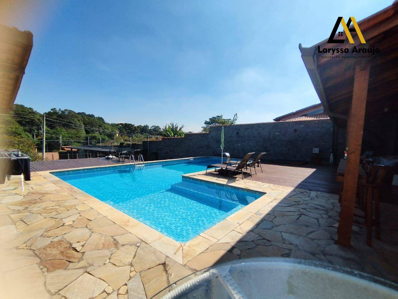 Chácara à venda com 3 quartos, 228m² - Foto 18
