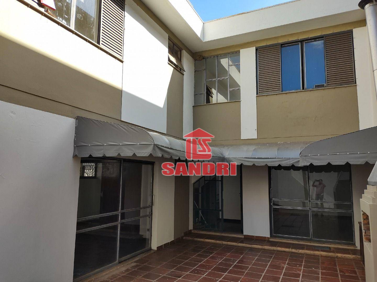 Sobrado à venda com 3 quartos, 218m² - Foto 29