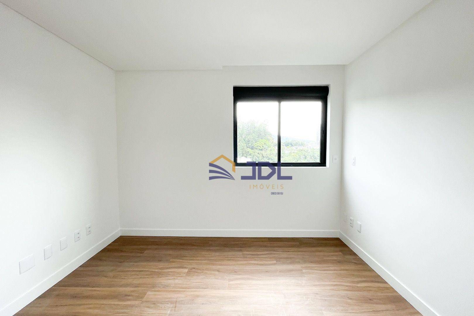 Apartamento à venda com 3 quartos, 189m² - Foto 12