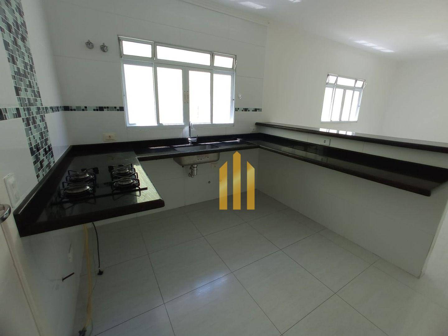 Sobrado à venda com 3 quartos, 190m² - Foto 34