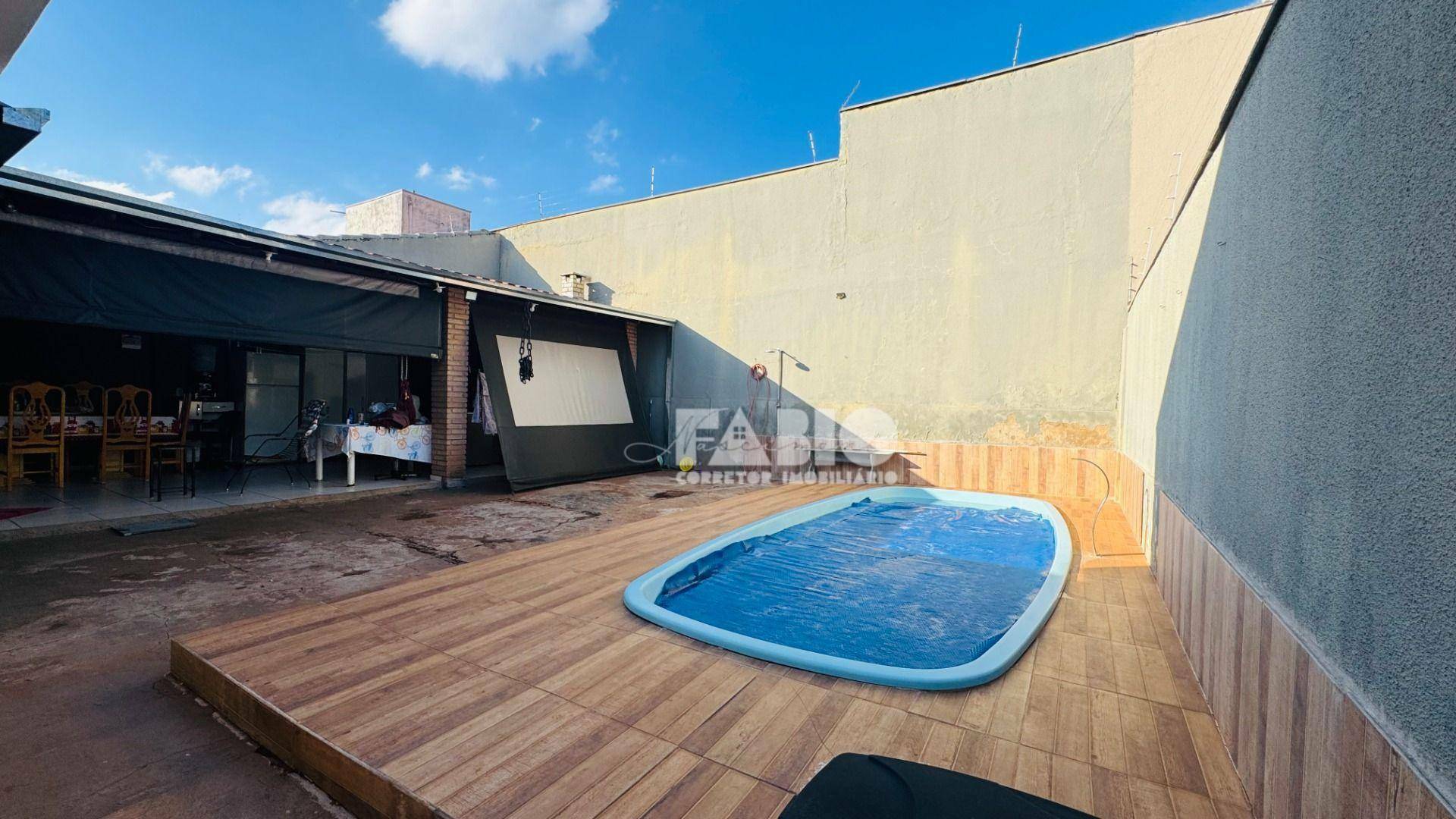 Casa à venda com 3 quartos, 250m² - Foto 18