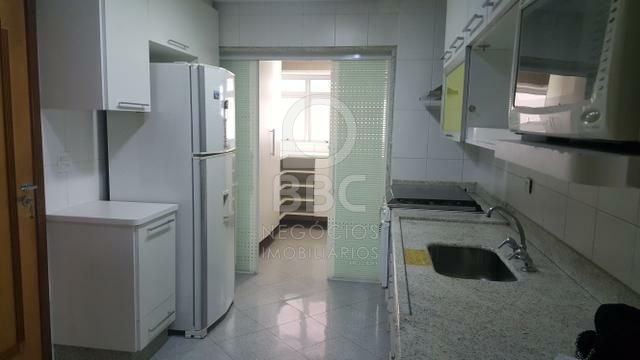 Apartamento para alugar com 3 quartos, 168m² - Foto 5