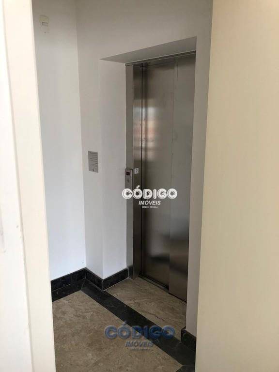 Apartamento à venda com 4 quartos, 204m² - Foto 13