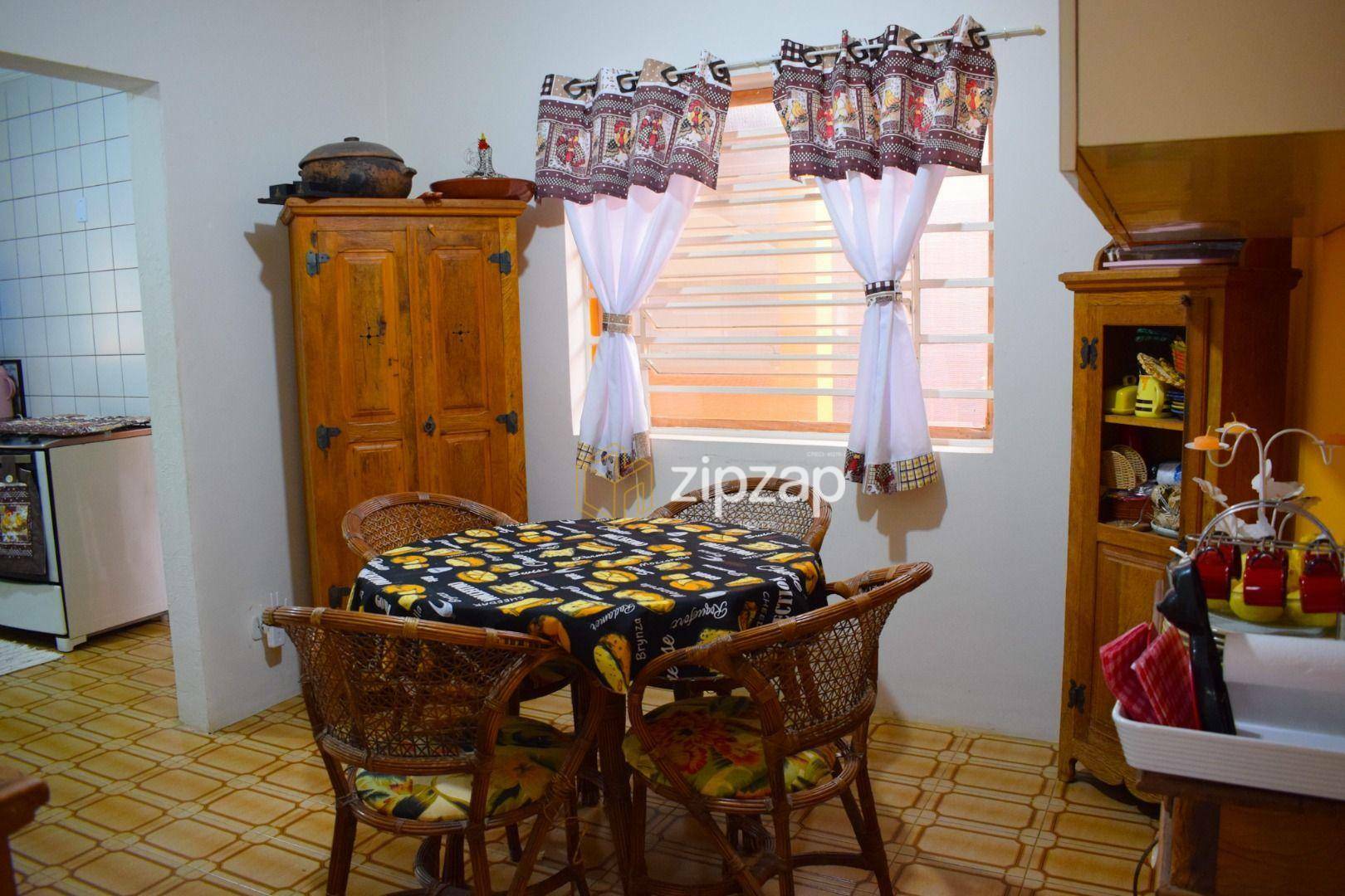 Chácara à venda e aluguel com 3 quartos, 248m² - Foto 26